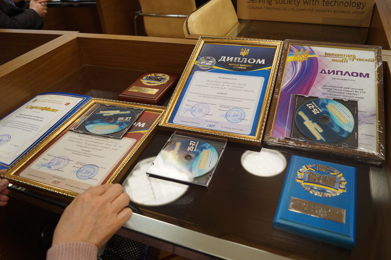 Запорізькі школи отримали майже тисячу сучасних комп’ютерів