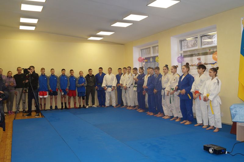 Для майбутніх  чемпіонів регіону - нові спортивні зали