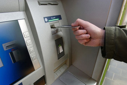 За рік легалізовано працю майже 4,4 тис. працівників