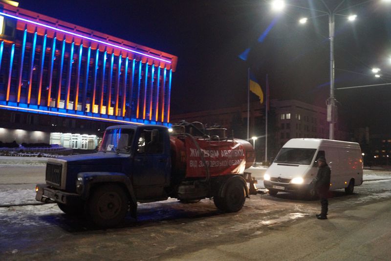 Запорізька влада відправила до Авдіївки 30 тонн гуманітарної допомоги