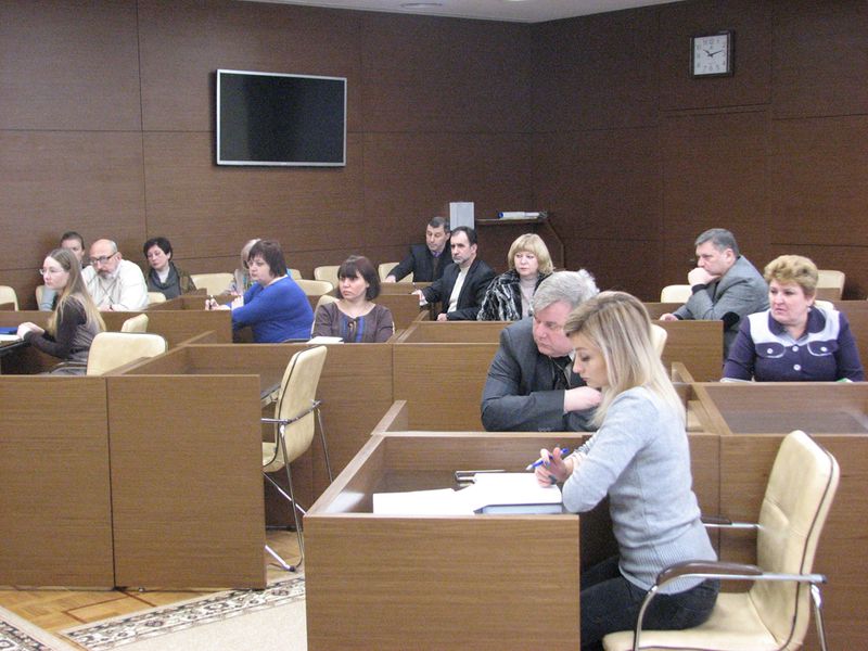 Стан виплати підвищеної заробітної плати у  бюджетній сфері контролюватимуть робочі групи на всіх територіях