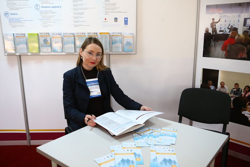Розв’язання проблеми працевлаштування вимушених переселенців зацікавлені сторони шукають у діалозі