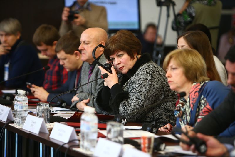 Розв’язання проблеми працевлаштування вимушених переселенців зацікавлені сторони шукають у діалозі