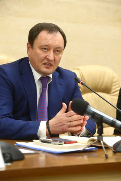 Голова облдержадміністрації засуджує блокаду на Сході країни