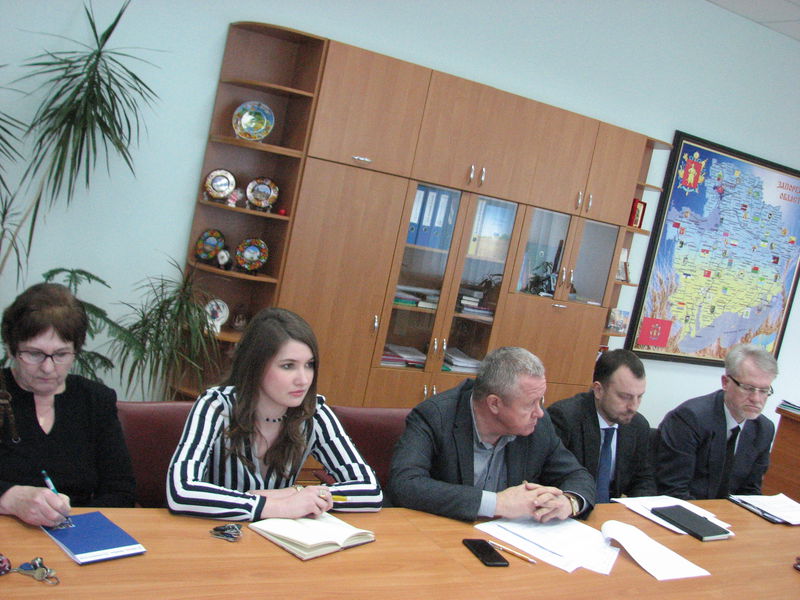 Підтримка владою області добровільного об’єднання територіальних громад  залишається одним із пріоритетних  завдань