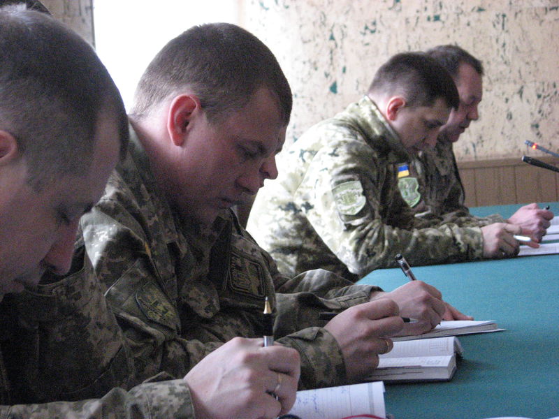 Військова служба за контрактом потребує посилення популяризації