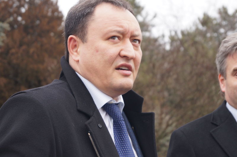 Обласна влада ініціюватиме створення пересувних колон для ремонту доріг