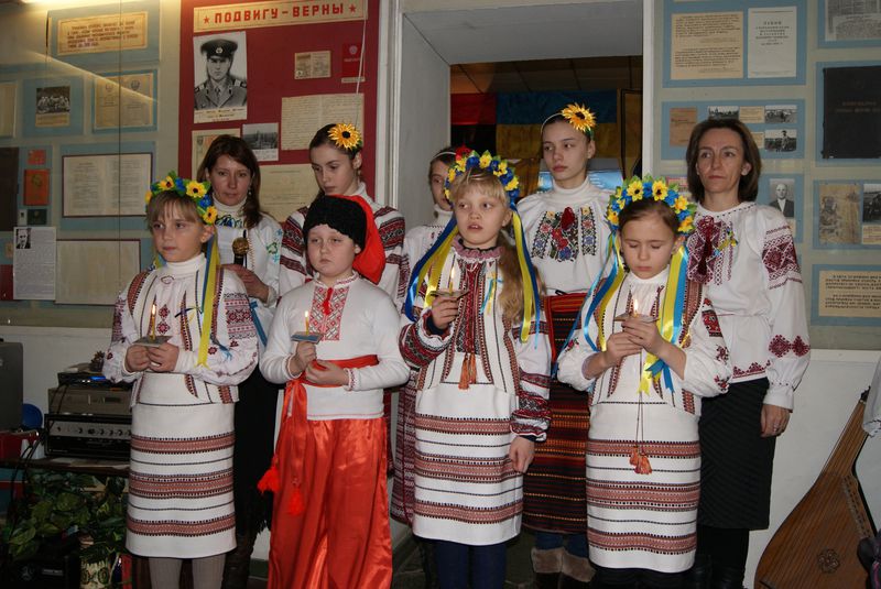 В Осипенко вшанували пам’ять борців за Гідність і Свободу