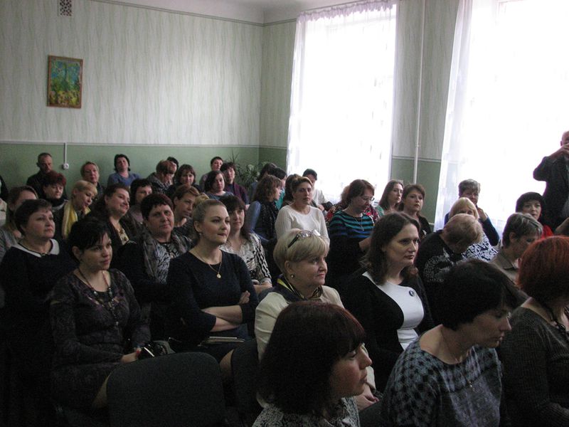 Педагоги початкових класів опановують особливості інклюзивної освіти