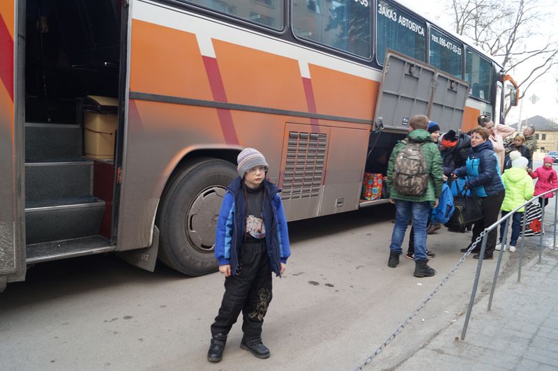 До Запоріжжя організовано перше безпечне доправлення дітей із зони АТО