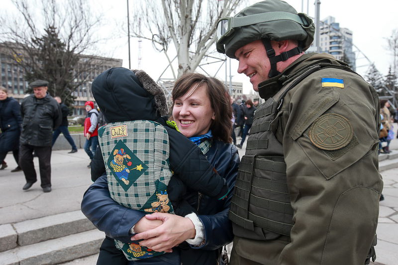 Гвардійці урочистим маршем відзначили своє професійне свято