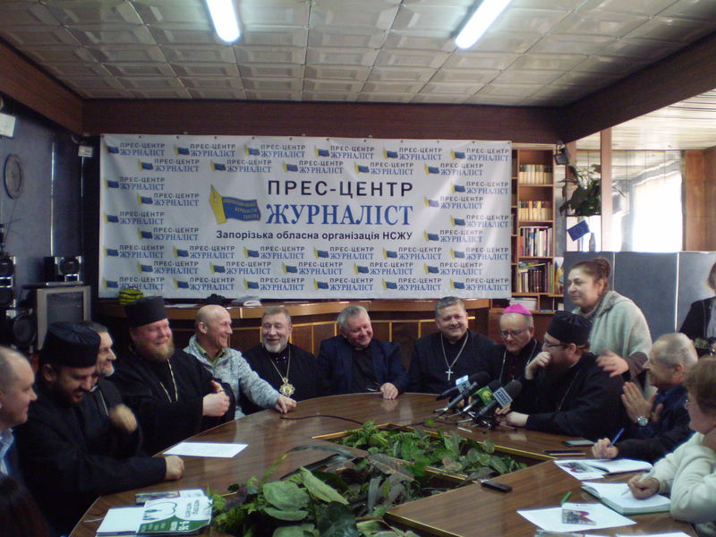 Запорізькі християни відзначать Великдень 
спільними акціями та ходою
