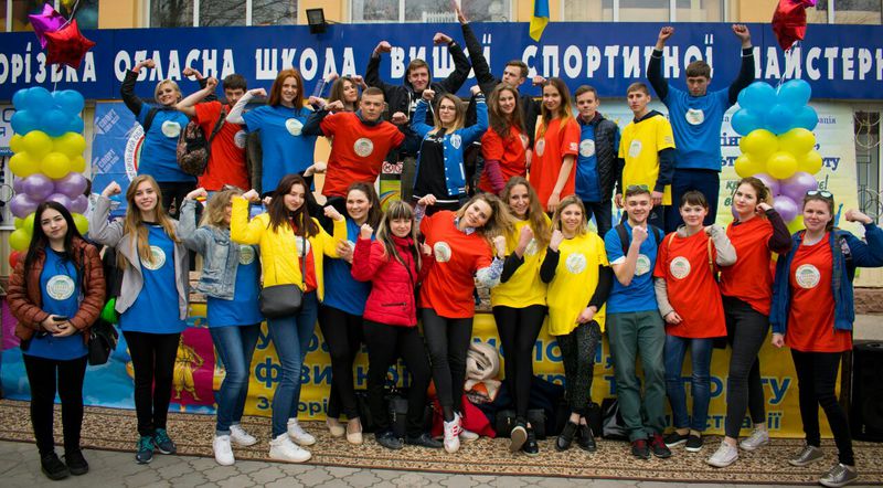 Запорізька молодь відзначила День здоров’я  спортивною руханкою