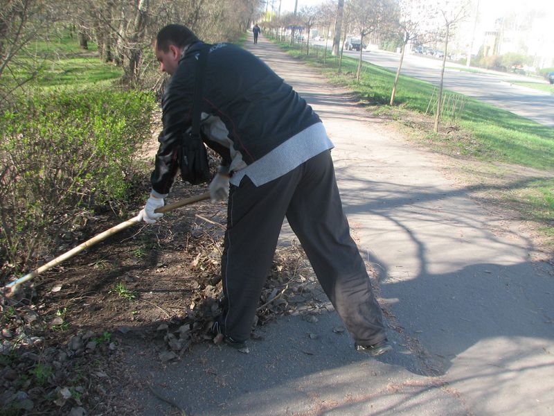 Запоріжці вийшли на перший у цьому році суботник