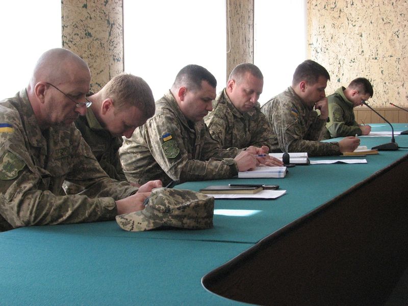 В області розпочато шостий цикл відбору громадян на службу в армії