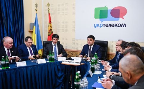 Володимир Гройсман: «Дві третини українців помирають від захворювань серцево-судинної системи. Ми можемо вплинути на ситуацію, запроваджуючи програму «Доступні ліки»