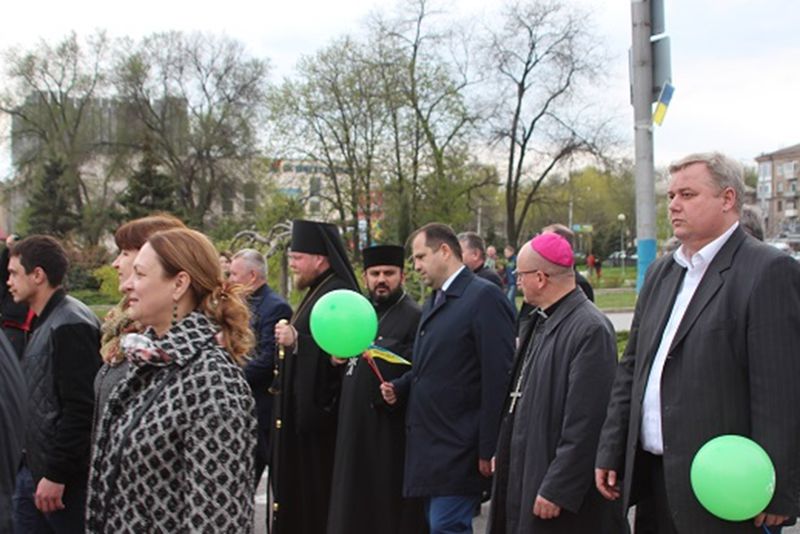 Обласним центром пройшла Великодня міжконфесійна хода 