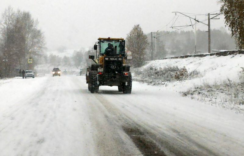 На всіх дорогах області забезпечено проїзд транспорту