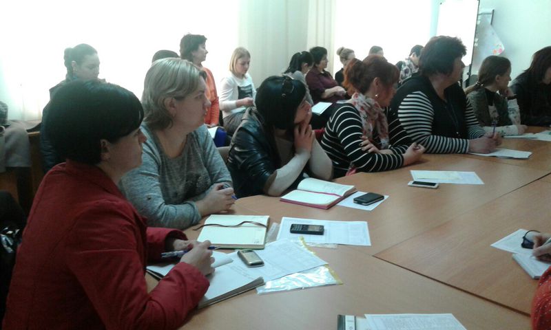 Соціальні працівники вчаться адаптувати дітей-сиріт до дорослого життя