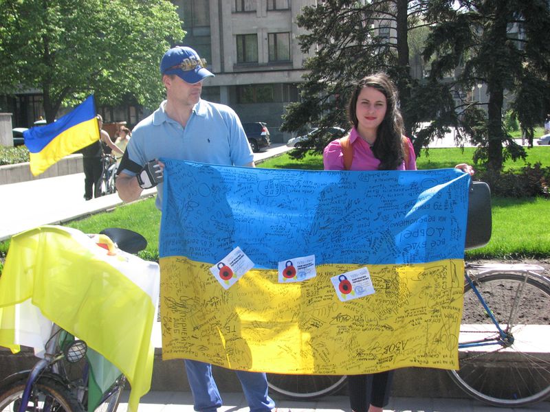 Велоестафета до Дня Перемоги об’єднала спортсменів, учнів та участників АТО