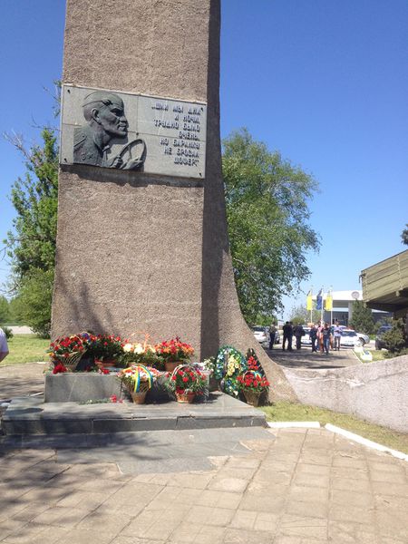 Пам'ять загиблих вшанували біля пам’ятника воїнам-автомобілістам 