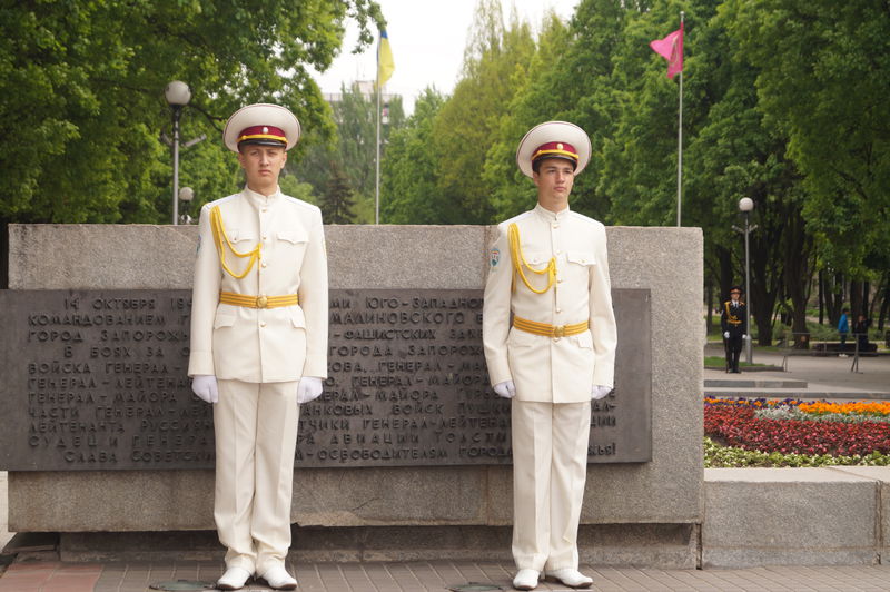 Запоріжці відзначають День пам’яті та примирення