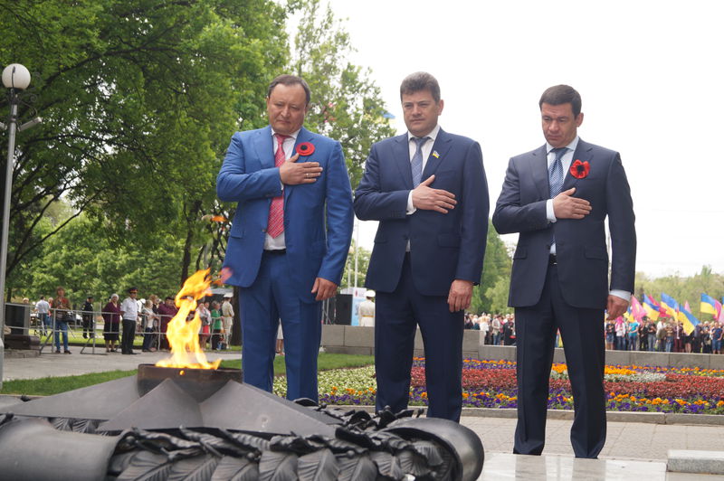 Запоріжці відзначають День пам’яті та примирення