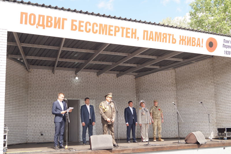 День перемоги над нацизмом запоріжці святкують з розмахом