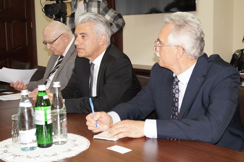 Німецький посол у Запоріжжі: «Санкції припинять, коли Росія виконає Мінські угоди»
