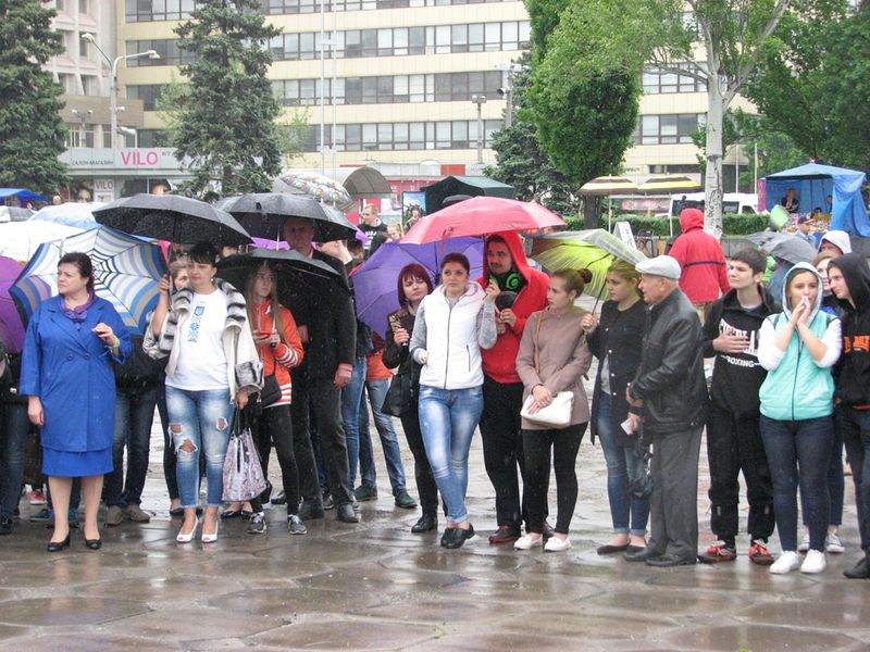 На День Європи запоріжці розгорнули великий прапор ЄС