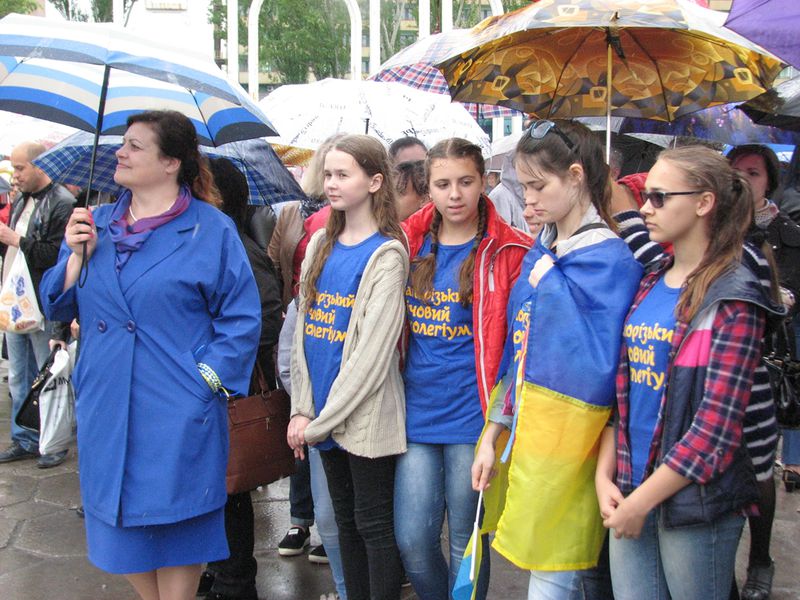 На День Європи запоріжці розгорнули великий прапор ЄС
