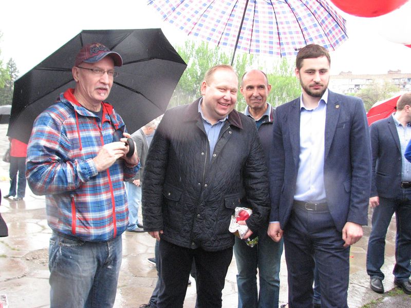 На День Європи запоріжці розгорнули великий прапор ЄС