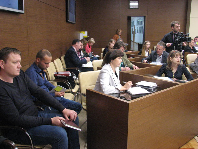 Державні службовці вчаться запобігати корупції