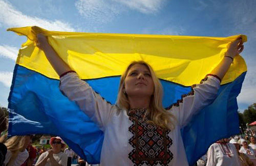 Запоріжців закликають відзначити День вишиванки  ходою