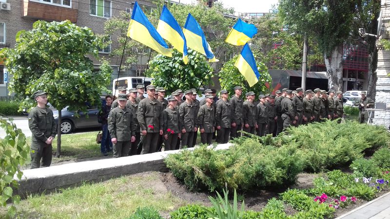 Запоріжці вшанували жертв комуністичного тоталітарного режиму