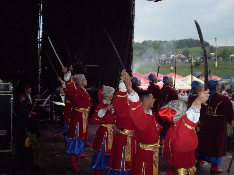 «Запорожець за Дунаєм» Запорізької філармонії  підкорив учасників «Козак фесту»