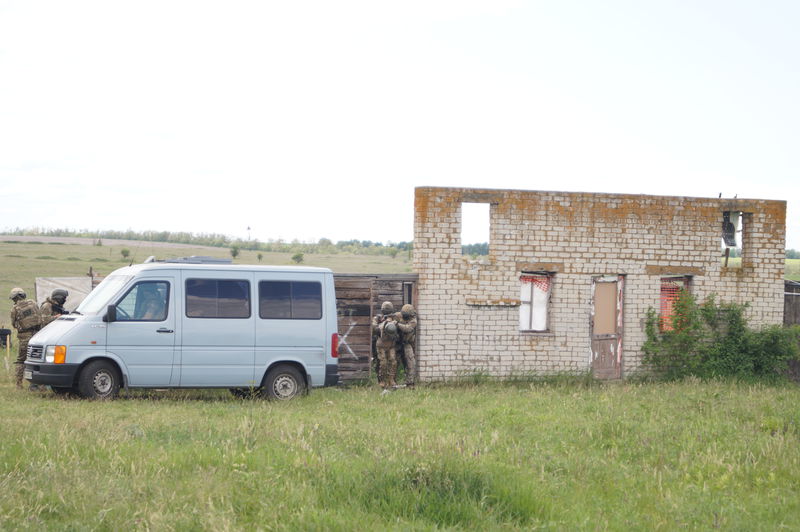 Запорізькі співробітники СБУ відпрацювали тактико-спеціальну операцію на відмінно