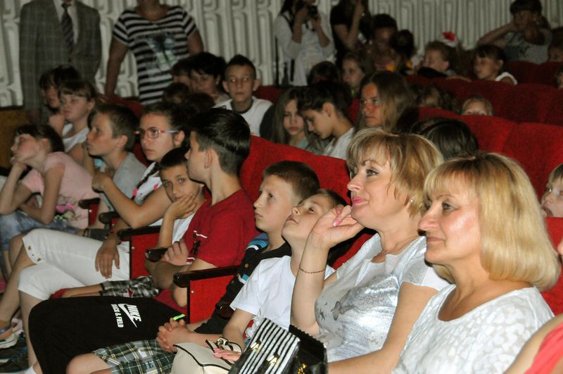 Для дітей відкрився святковий марафон