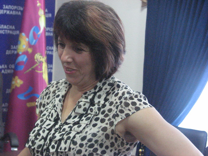 Діти-сироти рятують родини від самотності