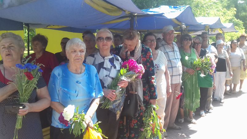Пам'ять військовослужбовців, які загинули в  мирний час, вшанували в Запоріжжі