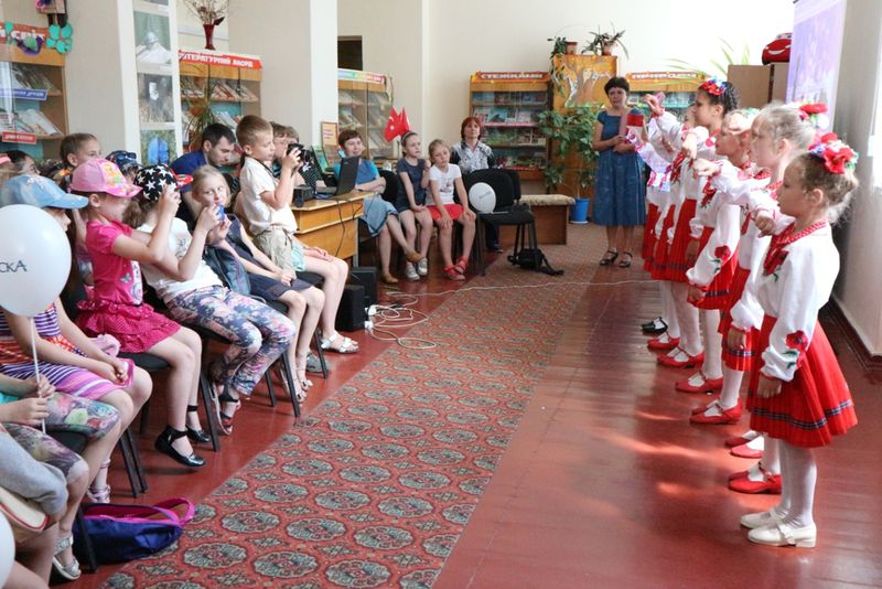 Бібліотечне літо у «Юному читачі» відкрито