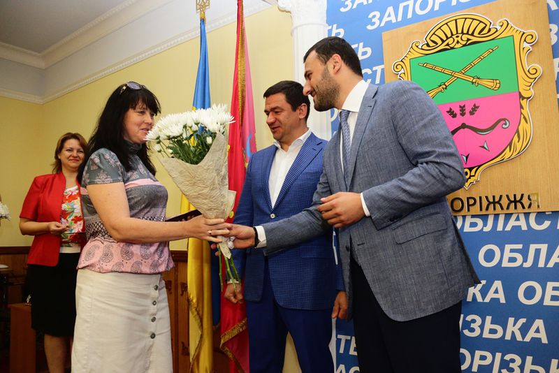 Поповнилися лави жінок, яким присвоєно почесне звання  «Мати-героїня»