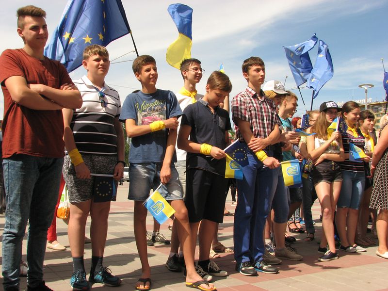 Запоріжці долучились до святкування старту безвізового режиму з ЄС