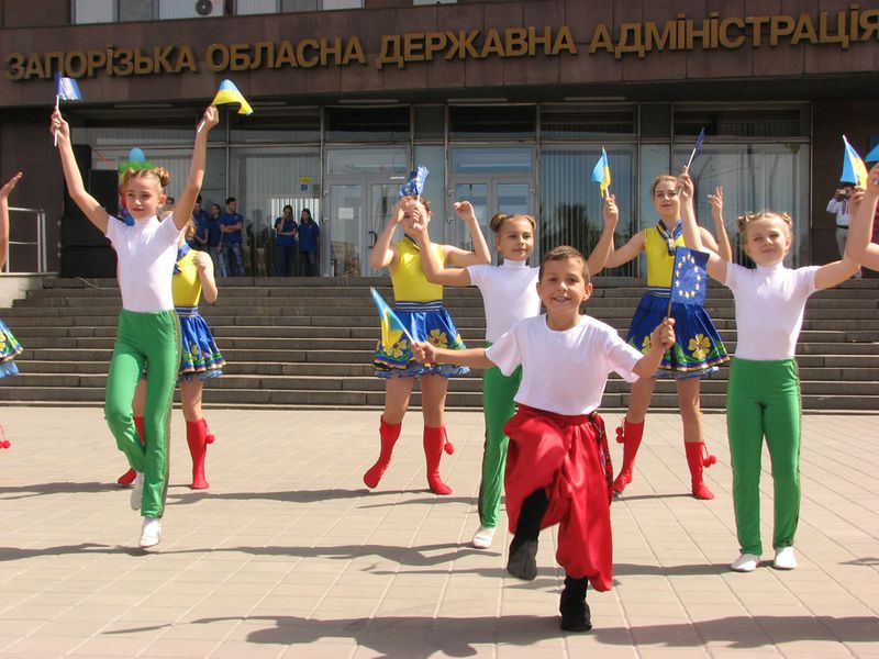 Запоріжці долучились до святкування старту безвізового режиму з ЄС