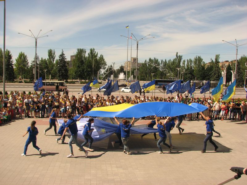 Запоріжці долучились до святкування старту безвізового режиму з ЄС