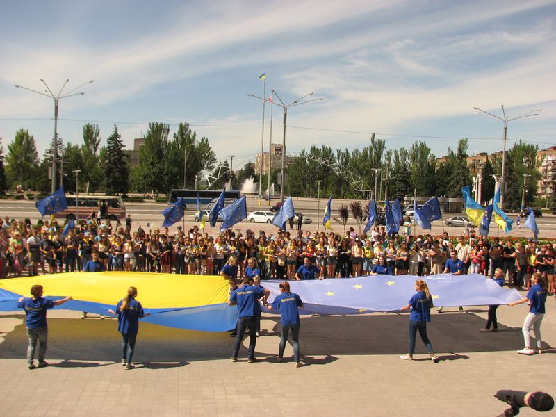 Запоріжці долучились до святкування старту безвізового режиму з ЄС