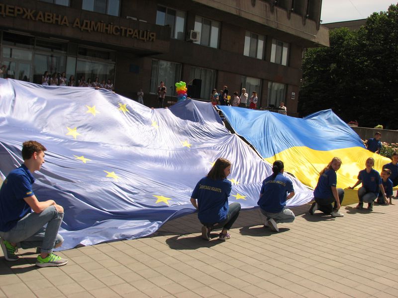 Запоріжці долучились до святкування старту безвізового режиму з ЄС