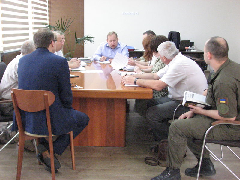 Запоріжці готуються до відзначення 21-ї річниці  Конституції