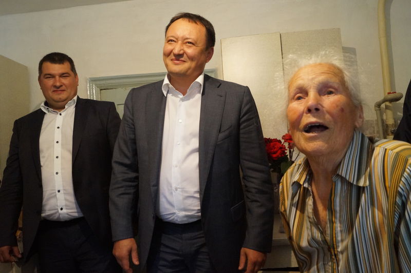 Жителі селища Приазовське радіють відкриттю газопроводу