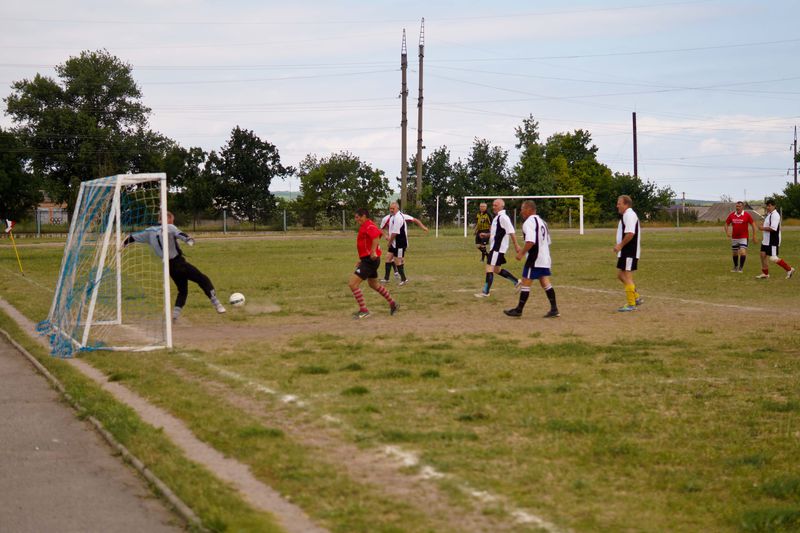 Ветеранські футбольні баталії виграли пологівці